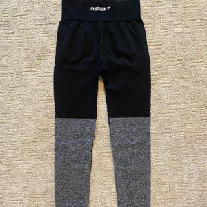 GYMSHARK colour block leggings